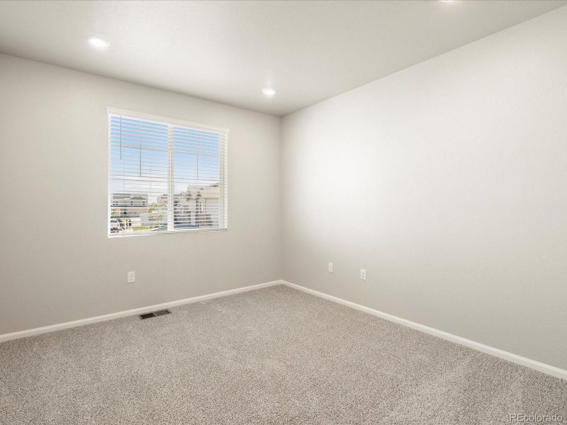 1678 Rumley Creek Dr, Windsor, CO 80550