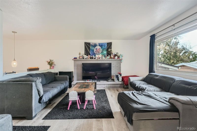9481 W 65th Ave, Arvada, CO 80004