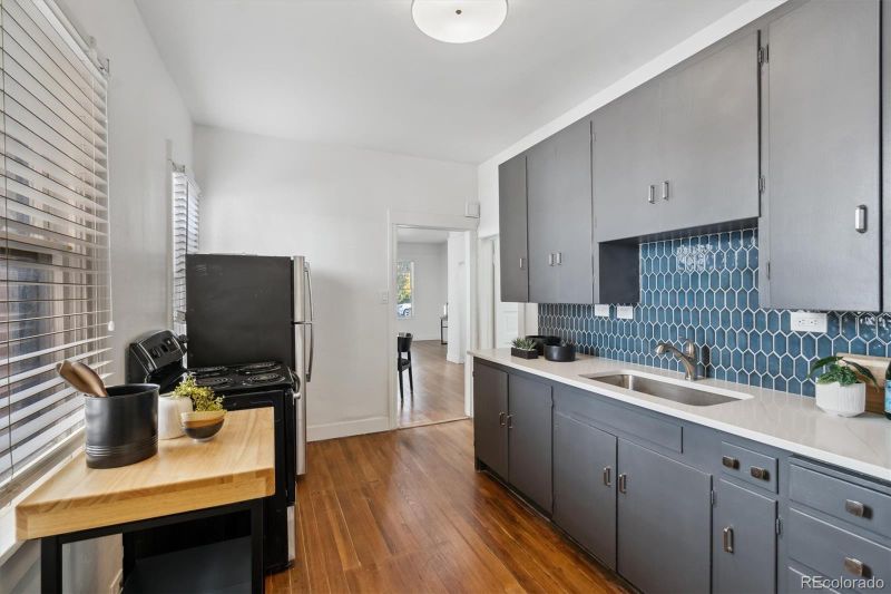 1577 S Clarkson St, Denver, CO 80210