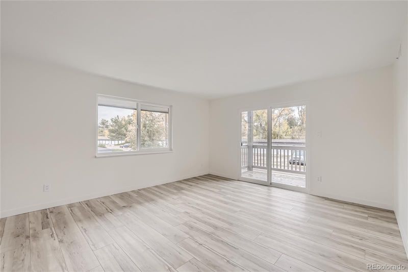 230 E Highline Cir #201, Centennial, CO 80122