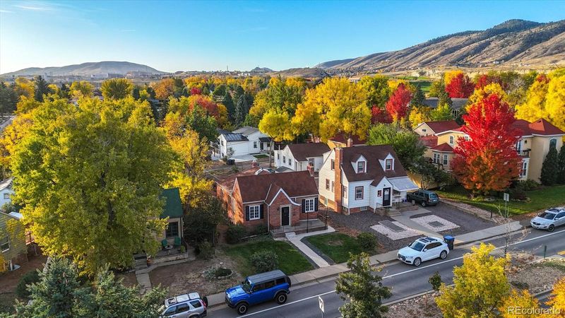 915 19th St, Golden, CO 80401