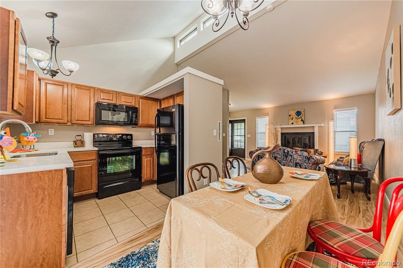 1415 Territory Trl, Colorado Springs, CO 80919
