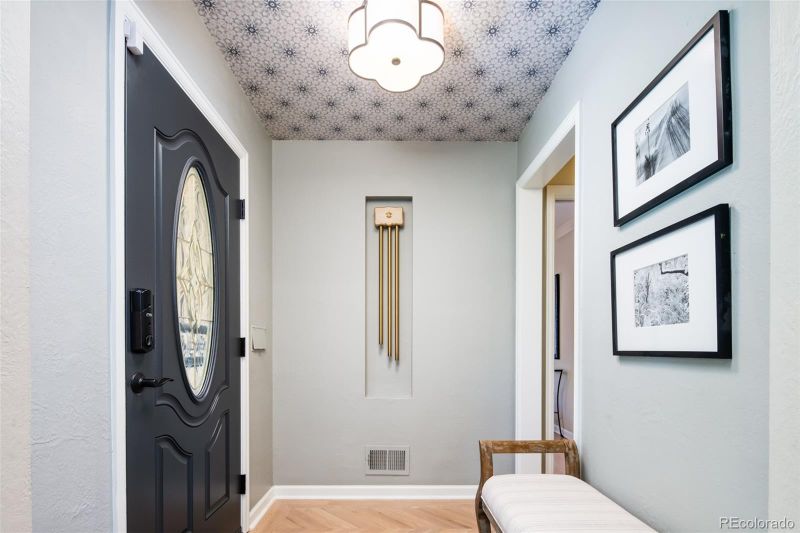 870 S Harrison St, Denver, CO 80209