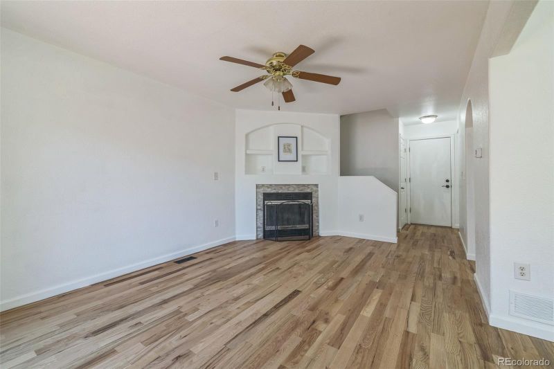 1745 W 102nd Ave, Thornton, CO 80260