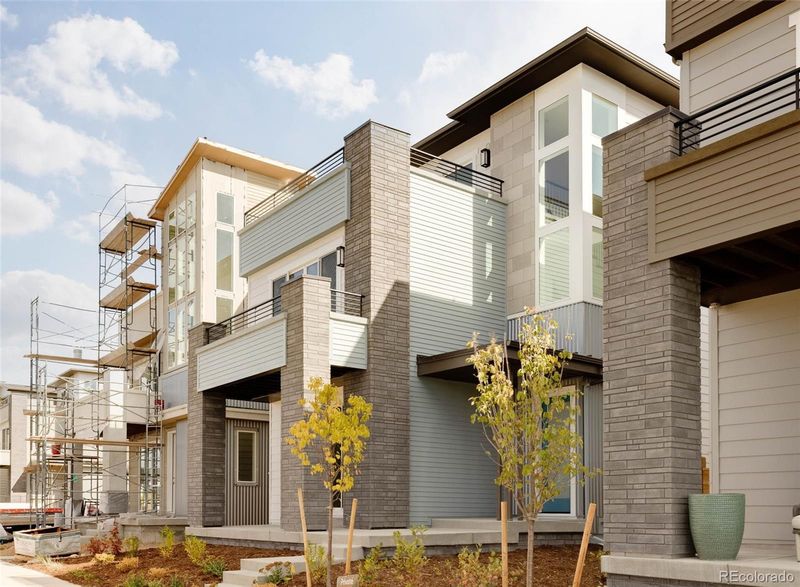 6336 Elmira Ct, Denver, CO 80238