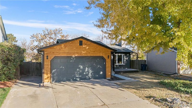 19786 E Oxford Dr, Aurora, CO 80013