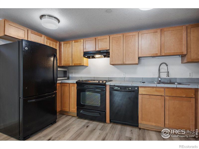 2850 E College Ave #2, Boulder, CO 80303