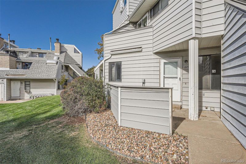 17090 E Ford Dr #105, Aurora, CO 80017