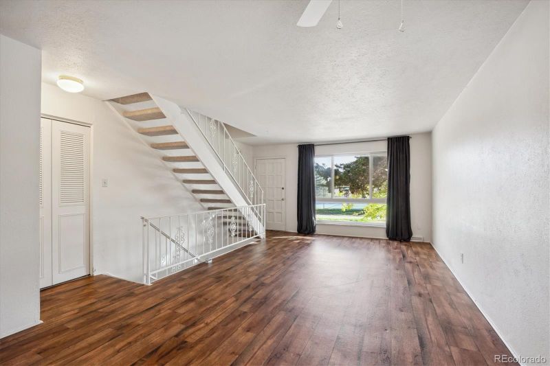1289 S Monaco Pw, Denver, CO 80224