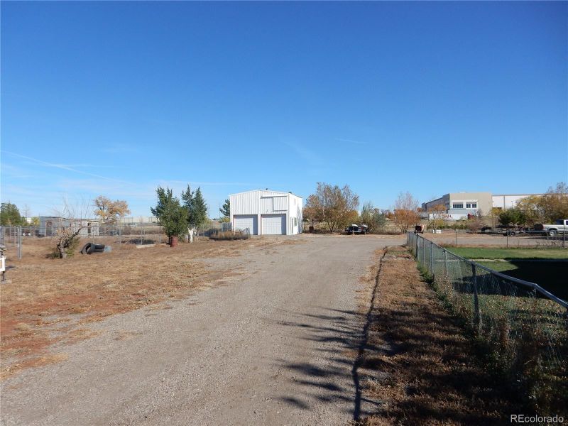 19200 Smith Rd, Aurora, CO 80011