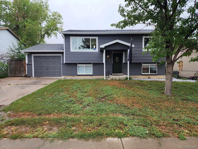 121 Birch St, Hudson, CO 80642