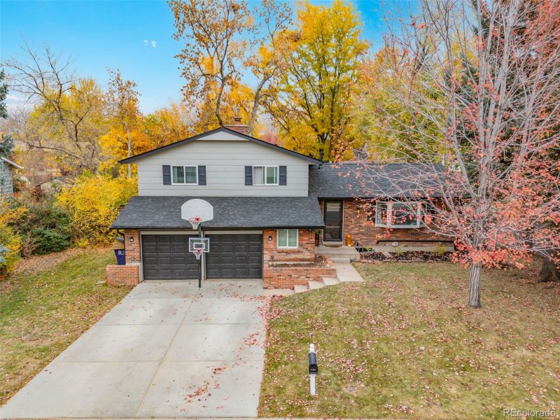 2864 S Teller St, Denver, CO 80227