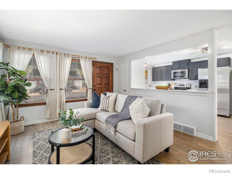 19 Anchorage Ct, Longmont, CO 80504