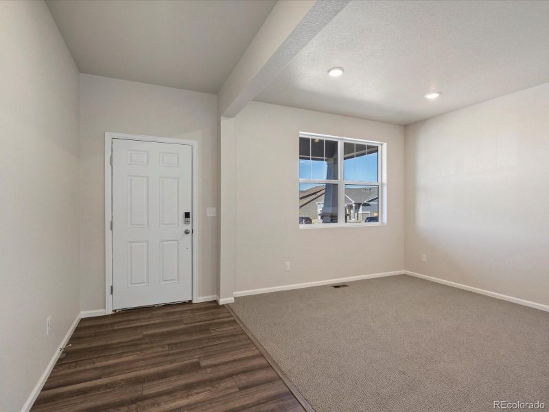 9147 Pitkin St, Commerce City, CO 80022
