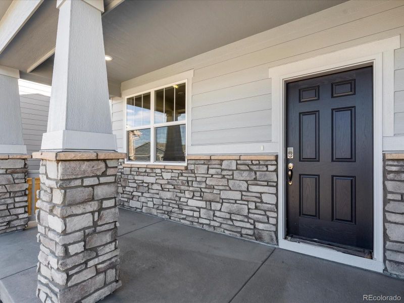 9147 Pitkin St, Commerce City, CO 80022