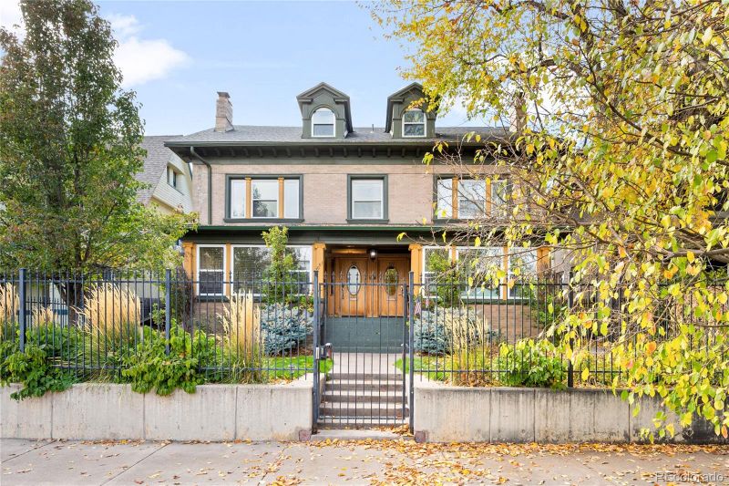 1061 N Emerson St #101, Denver, CO 80218