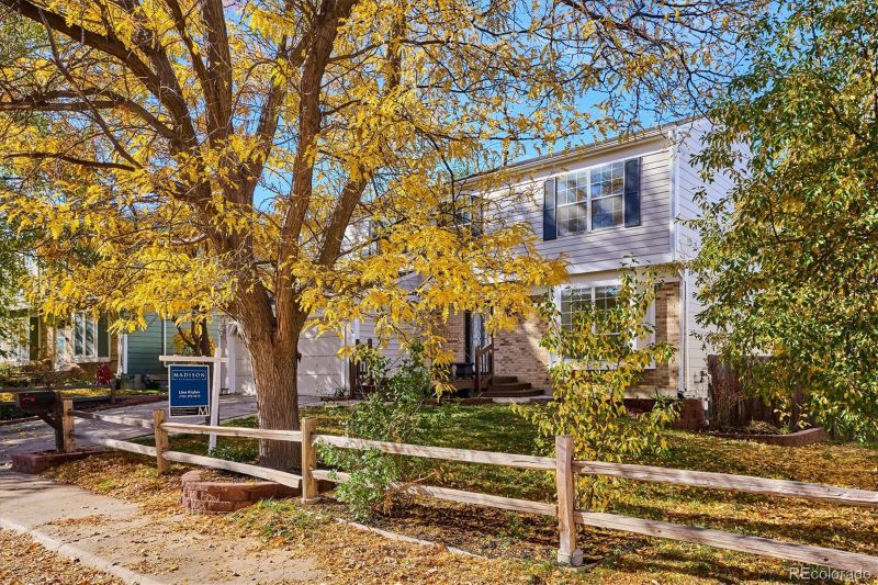 2605 S Olathe Way, Aurora, CO 80013