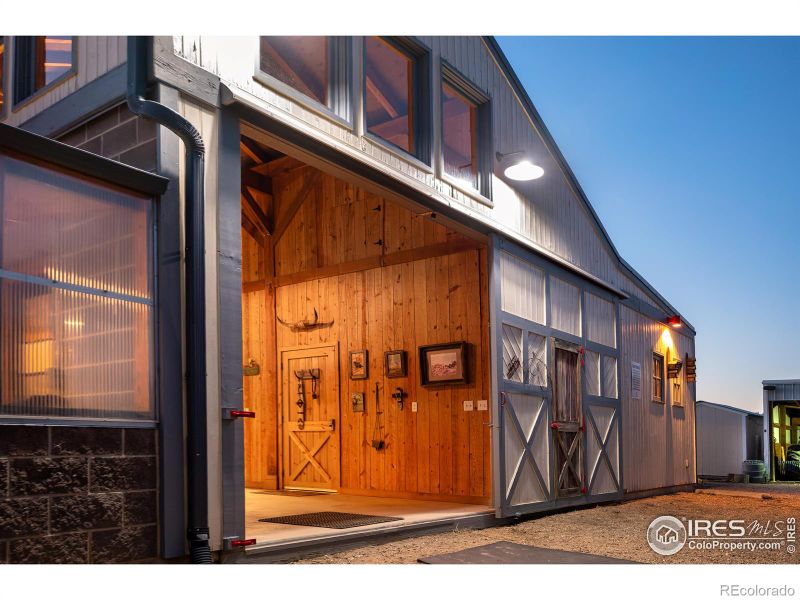 7217 Coyote Trl, Longmont, CO 80503