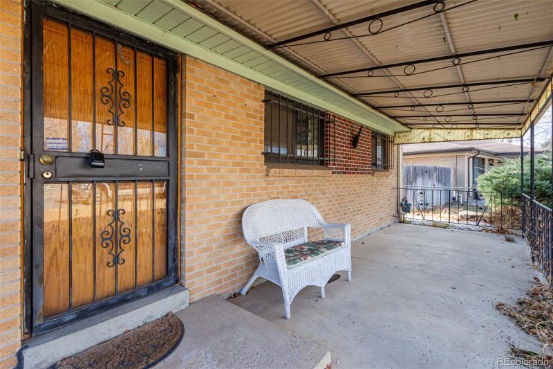 3112 Salem St, Aurora, CO 80011