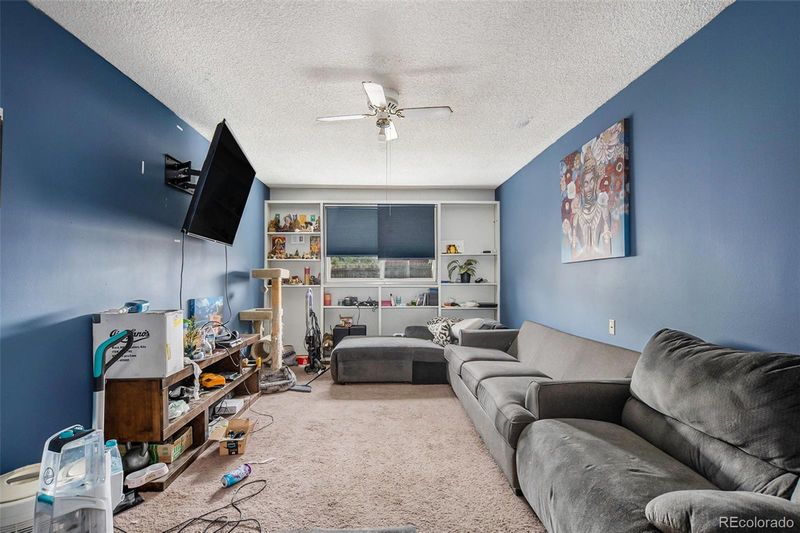 13020 E 47th Avenue Cir, Denver, CO 80239