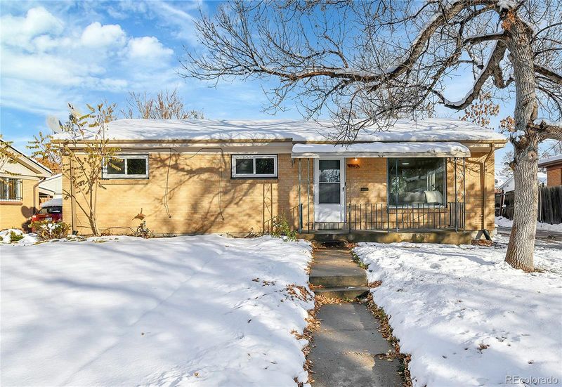 1340 Scranton St, Aurora, CO 80011