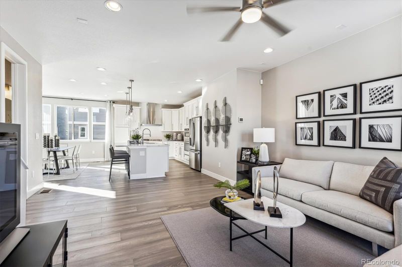 5295 Queen Ct, Arvada, CO 80002