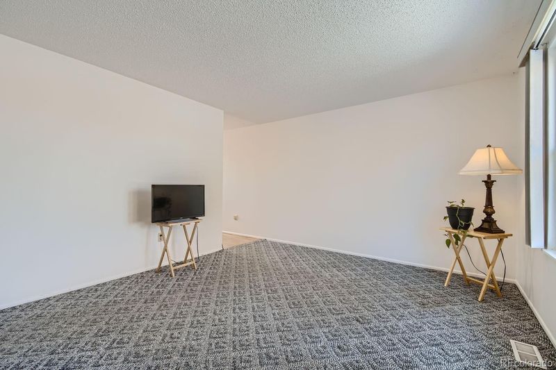 16186 E Bates Dr, Aurora, CO 80013