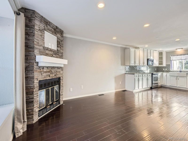 9618 W Chatfield Ave #E, Littleton, CO 80128