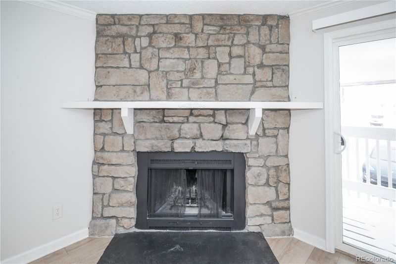 14152 E Colorado Dr #204, Aurora, CO 80012