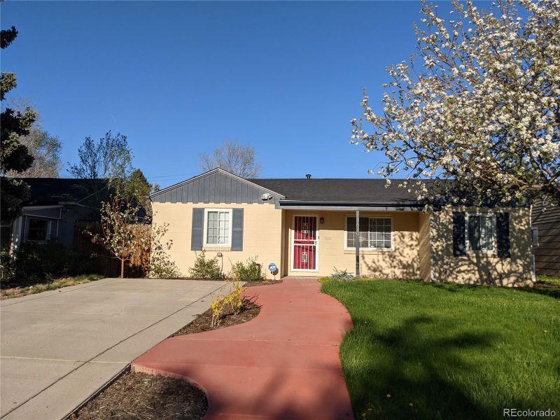 1610 Wabash St, Denver, CO 80220