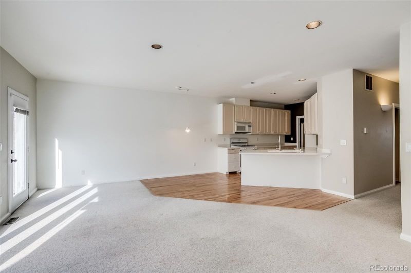 391 N Ogden St, Denver, CO 80218