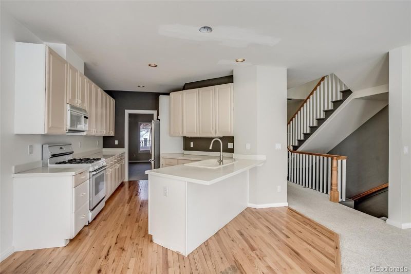 391 N Ogden St, Denver, CO 80218