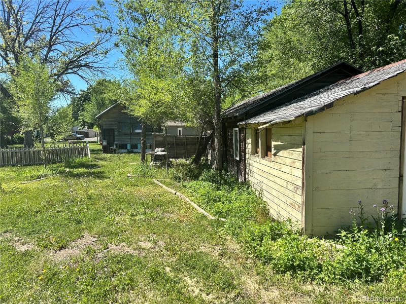 701 W 10th St, Loveland, CO 80537