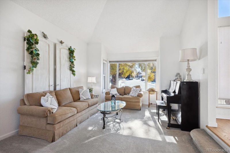 9176 Sugarstone Cir, Highlands Ranch, CO 80130