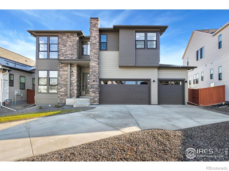 1725 Lucent Ct, Windsor, CO 80550