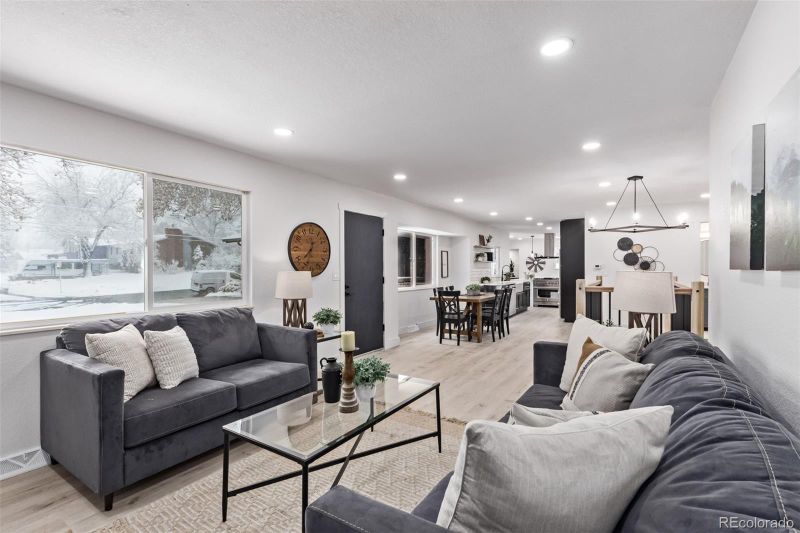 185 W 9th Ave, Broomfield, CO 80020