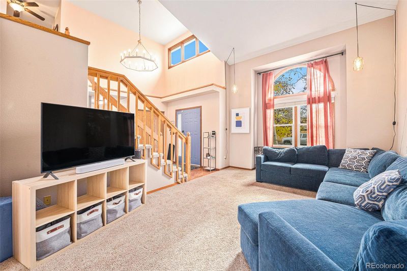 1023 W 45th St, Loveland, CO 80538