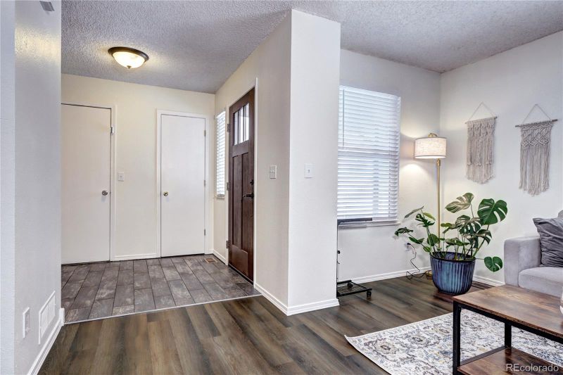 8274 Miller Ct, Arvada, CO 80005