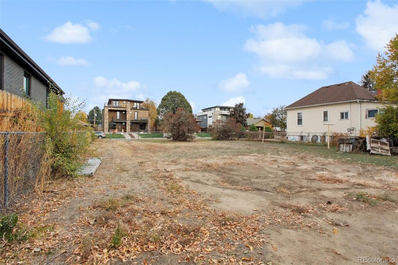 4255 Perry St, Denver, CO 80212