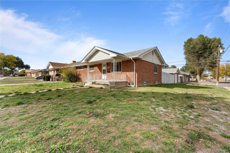 3001 Royal Ave, Pueblo, CO 81005