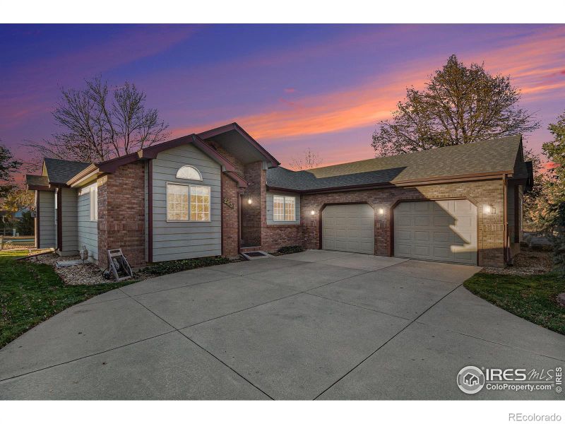 263 Riker Ct, Loveland, CO 80537