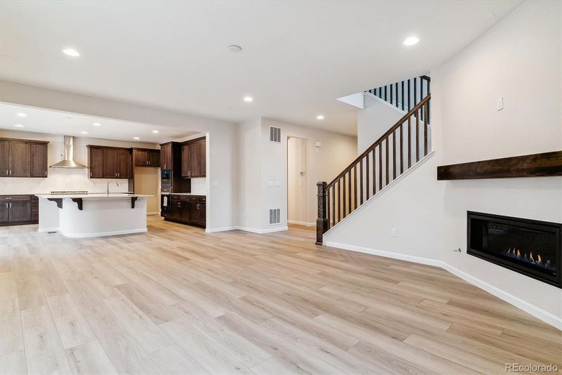 3822 N Elk St, Aurora, CO 80019
