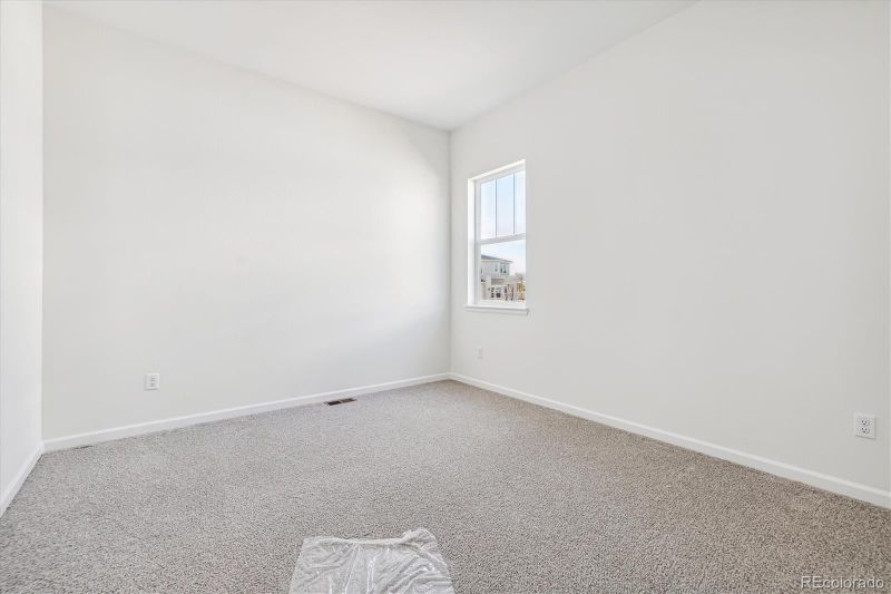 3816 N Elk St, Aurora, CO 80019