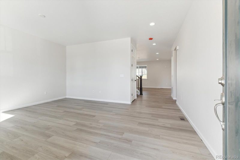3812 N Elk St, Aurora, CO 80019