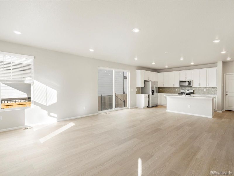 794 N Shawnee St, Aurora, CO 80018