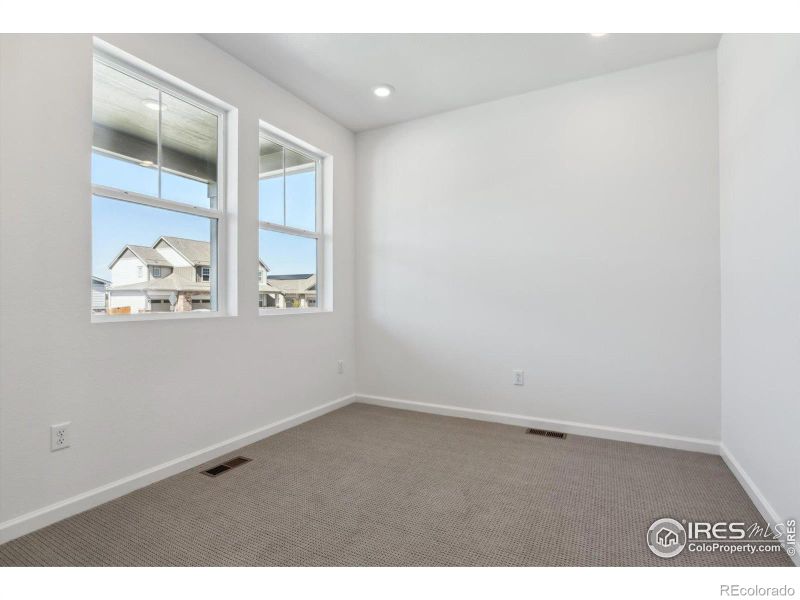 895 Columbia St, Johnstown, CO 80534