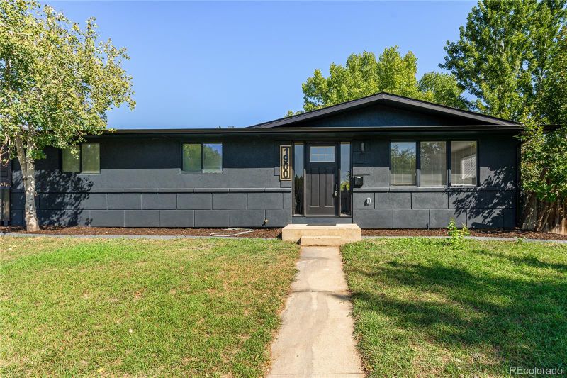1900 Sumac Pl, Longmont, CO 80501