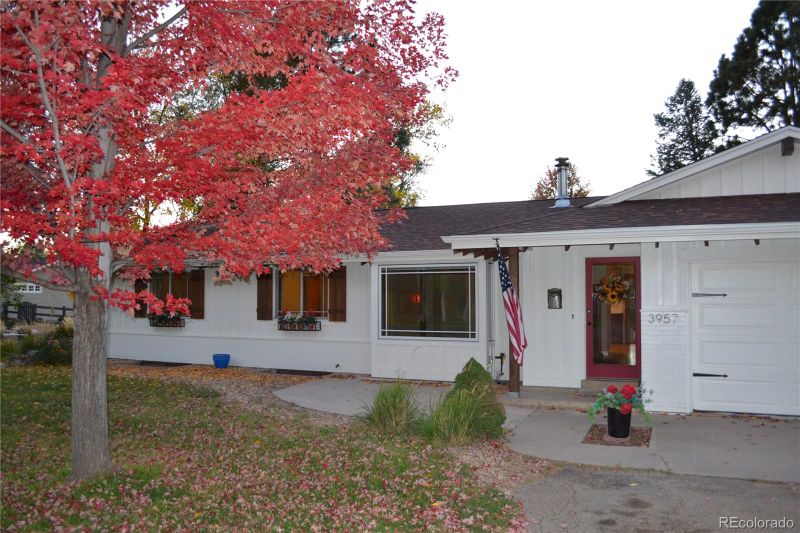 3957 Dale Dr, Lafayette, CO 80026