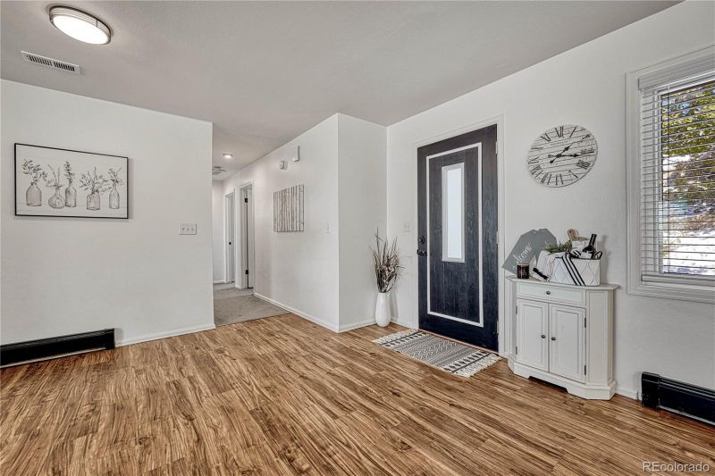 3895 Saddle Rock Rd, Colorado Springs, CO 80918