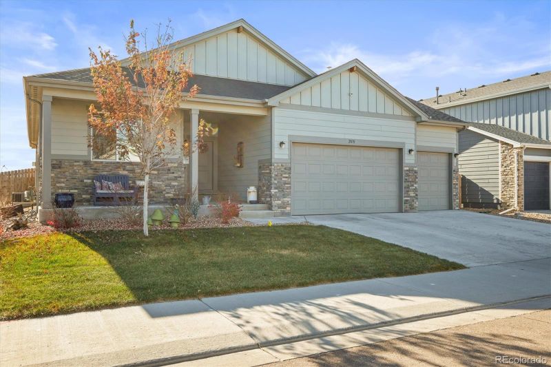 2070 E Lavender Ln, Milliken, CO 80543